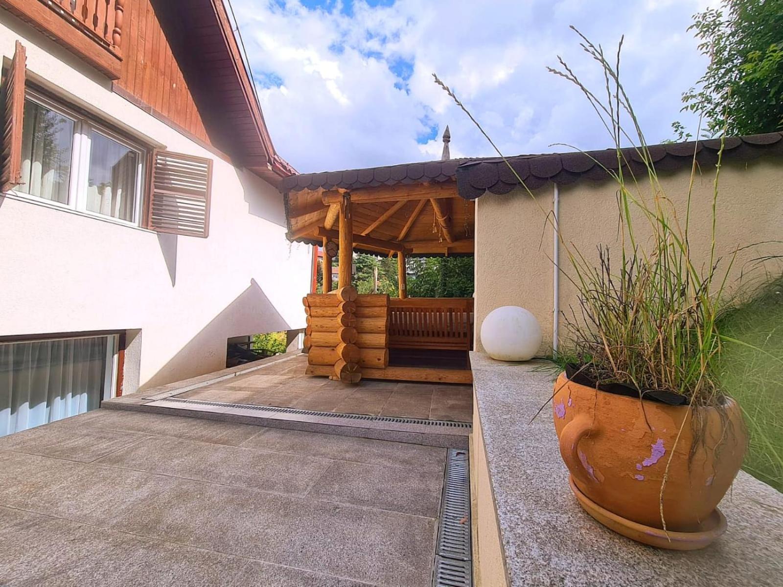 Lelia Residence Apartments Brasov Exterior photo